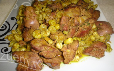 ЗЕЛЕНЫЕ БОБЫ С КУРИНОЙ ПЕЧЕНЬЮ