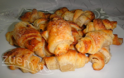 ТВОРОЖНЫЕ РОГАЛИКИ
