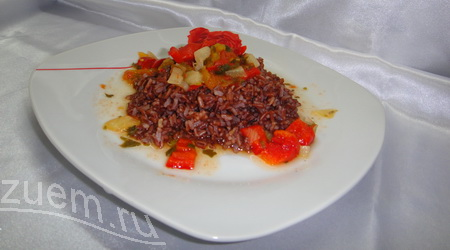 КРАСНЫЙ РИС С ОВОЩАМИ