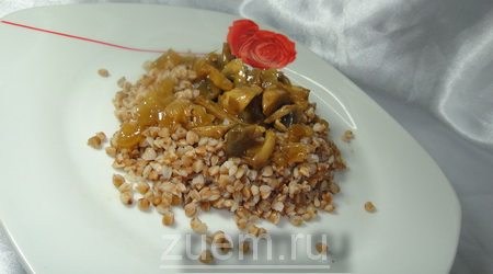 ГРЕЧНЕВАЯ КАША С  ГРИБАМИ И ЛУКОМ