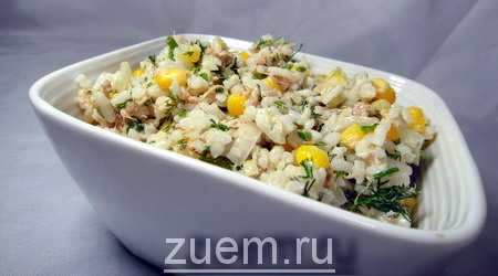 САЛАТ С ТУНЦОМ И КУКУРУЗОЙ